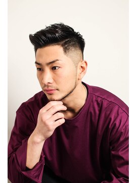 メリケンバーバーショップ フクオカ(MERICAN BARBERSHOP FUK) サイドパートショートフェザーマッシュワイルドアップバングb5