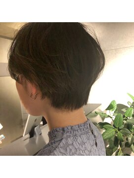 アンフェインド02(UNFEIGNED 02) クラゲヘアー/小顔に見せるヘア/ココアベージュ/伏見/栄