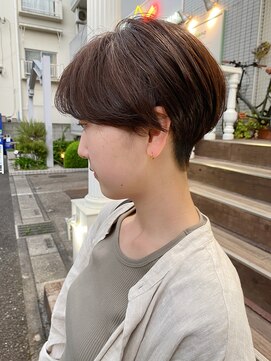 モリオ フロム ロンドン 大宮2号店(morio from London) 【なかじま ひびき】刈り上げマッシュショート