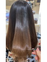 ラウレア(LAULEA) 髪質改善トリートメント、艶髪、韓国ヘア、ストレートパーマ