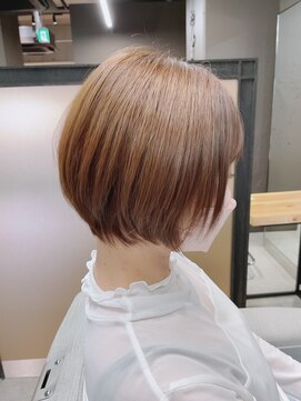 ナナ なかもず店(nana) ナチュラルショートボブ
