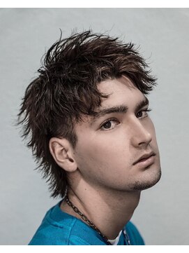 ゴールド 京都(GOALD) アップバングショートウルフ