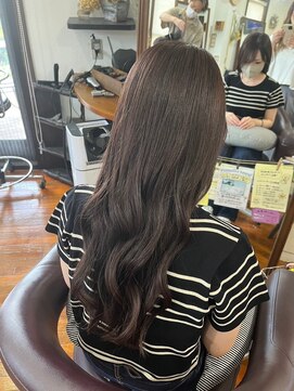 美容室 メザミー MESAMIES ロングヘア巻き髪ビターブラウントリートメントツヤ髪