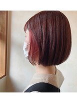 マリン(Marine)&nbsp;20代30代ピンクイヤリングカラー切りっぱなしボブ