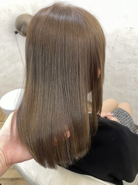 エクラートリアン 藤沢店(ECLART Lien) 柔らかベージュ