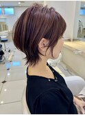 【VIVO】大人女子に似合うウルフヘア 襟足長めショート 束感