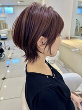 ヴィーヴォ 深江橋店(VIVO) 【VIVO】大人女子に似合うウルフヘア 襟足長めショート 束感