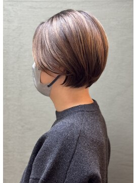 スクエアウーノ 博多(SQUARE＊UNO HAKATA) 大人ボブ　白髪ぼかしハイライト