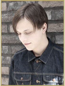 ジジバイワースホワイル(jiji by WORTH WHILE) フェザーショートサーフカールフェザーパーマシャドウパーマ