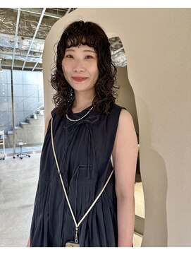 キュー 神戸三ノ宮(cue.) ［hina］くりっくりのパーマヘア