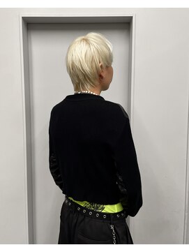 ヴァーディ オモテサンドウ(Vardy omotesando) white/ホワイト