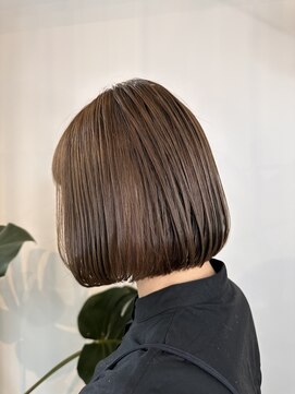 白髪ぼかしカラー アッシュブラウン 丸みボブ 30代40代50代 堀江