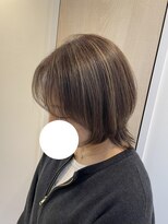 シンプル(Simple)&nbsp;白髪ぼかしハイライト