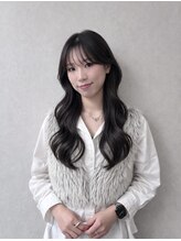 クム 横浜(qumu) YURIA