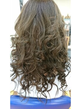 ヘアサロン スリーク(Hair Salon Sleek) モノトーンカラー×クリンクリン