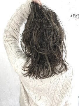 ルモア(RUMOR) Rumor×外国人ハイライトカラー『カーキベージュ』