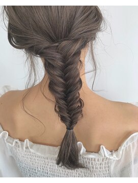 シキ 渋谷(siki) 【siki】ゆるアレンジ×くすみベージュ【mari】(原宿/表参道)