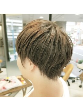 ピュア プレイス ラボ(PURE PLACE LABO) 【PURE PLACE×北島】　立体的ショートヘア　大人かわいい