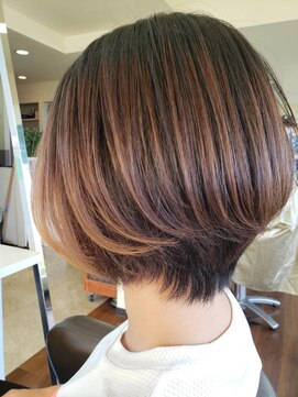 フルールアミー(fleur ami) ショートボブ