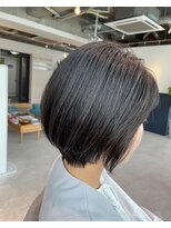 オーケストラ(Orchestra)&nbsp;ハンサムショートボブ　グレイカラー白髪ぼかし40代50代