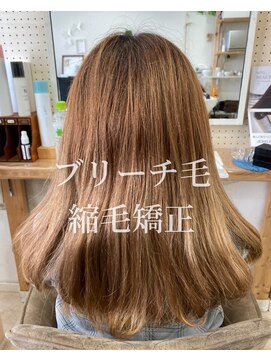 アンフィサンクミル 銀座(AnFye cinq mille) ブリーチ毛縮毛矯正