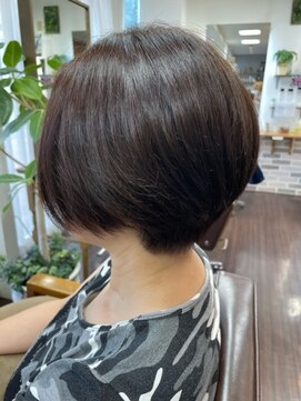 ヴィザヴィ 本蓮沼店(vis a vis) ショートボブ