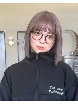 シアン(cyan) ボブ×ベージュ