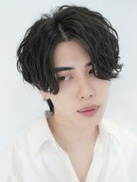 プルーブトウキョウ 渋谷(PROVE TOKYO)&nbsp;センターパート緩め波巻きスパイラルパーマ