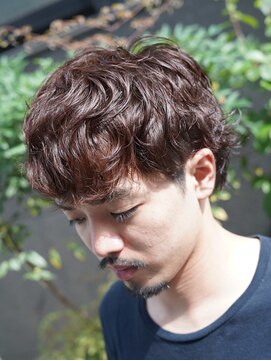 クオル 立川(QOL) 伸びかけスパイキー シャドウパーマ 大人ヘア 大人パーマ 無造作