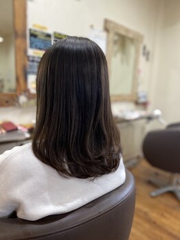 カミユアンドクレールヘアー(Kamiyu&Clair hair)の写真/大人気のフローディアトリートメントはホームケア商品でもあるので乾燥対策にも◎これからの季節のケアに♪
