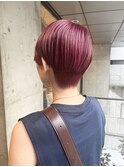 ダブルカラー　チェリーピンク　２０代　ショート　