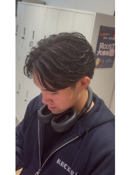 ルースト 京都四条大宮店(ROOST) フェザーショート