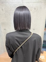 エウペ 渋谷(WEUPE)&nbsp;斜めバング/グレージュカラー/デザインカラー/シルキーベージュ