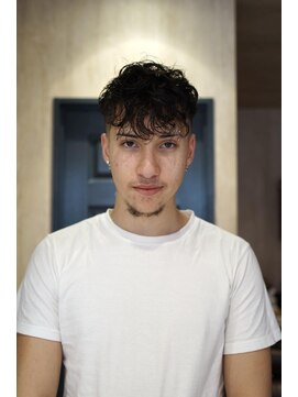 ミューズ バイ ケンジ(MUSE by KENJE) スペインカール／メンズパーマ／平塚美容室