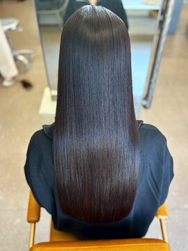 マップデザイン(map design) 縮毛矯正 髪質改善 ストレート 黒髪 ロング 30代 40代 美髪 艶髪