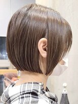 エリマ 横浜西口(elima)&nbsp;横浜西口ストレートパーマミディアムボブベージュアッシュグレー
