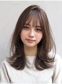 レイヤーカット 顔まわり