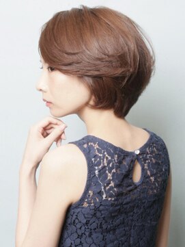 アンダートゥリー(_TREE) 大人ボブ「ビター×ヌケ感」