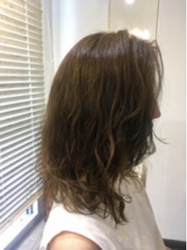 ギフト リビング(Gift Living) イルミナカラー*ミルクティーベージュ