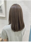 大人可愛い透明感グレージュ柔らかロブ