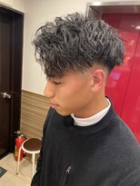 20代30代メンズツイストスパイラルパーマ爽やかオシャレ感黒髪