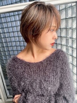 ミリア(MILIA) 大人可愛い30代40代50代小顔ウルフレイヤー丸みショートボブ