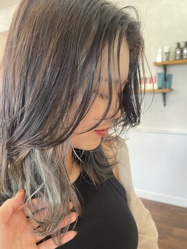 レジスタヘアーワークス (REGISTA hair works) フェイスインナーカラー♪