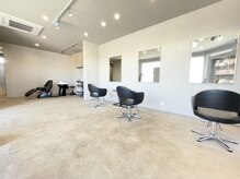 ポラリス(POLARIS)の雰囲気（シンプルで居心地のいい空間。リラックスできるsalon timeを。）