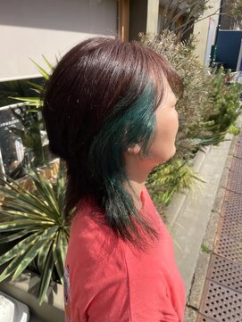 ロッコ 船橋駅(Rocco) アッシュブラウン イヤリングカラー グリーン 船橋駅