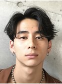 渋谷フェザーパーマフェザーショート大人刈り上げセンターパート