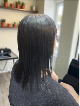 ビビ(vivi_) ミディアム