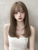 ユーフォリア 渋谷グランデ(Euphoria SHIBUYA GRANDE)&nbsp;レイヤーカット 顔周りカット ロングレイヤー ベージュ 韓国風