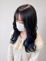 リール(Rire) 深みのあるネイビーブルー