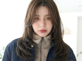 アッド バイ ケーツー(add by K-two)の写真/【大人上品ミディアムロング】似合わせレイヤーカット×髪質改善*魅力を引き出す上質な艶髪へ[心斎橋難波]